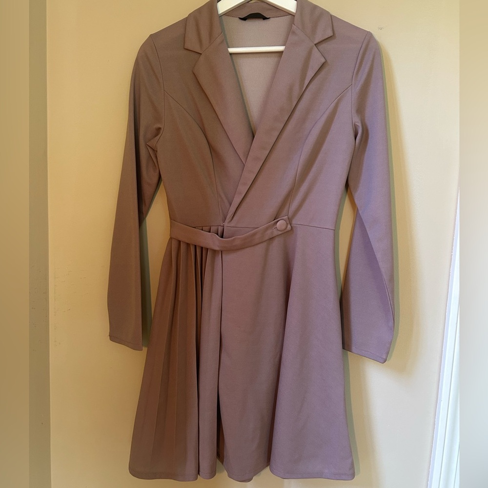 Chic mauve Shein blazer dress with a belted waist and soft pleated details.